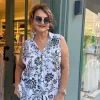 Beyaz Kolsuz Desenli Bluz Y2000-1