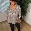 Beyaz Leopar Desenli Triko Kazak Y59100