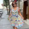 Beyaz Renkli Desenli Sıfır Kol Elbise BY075