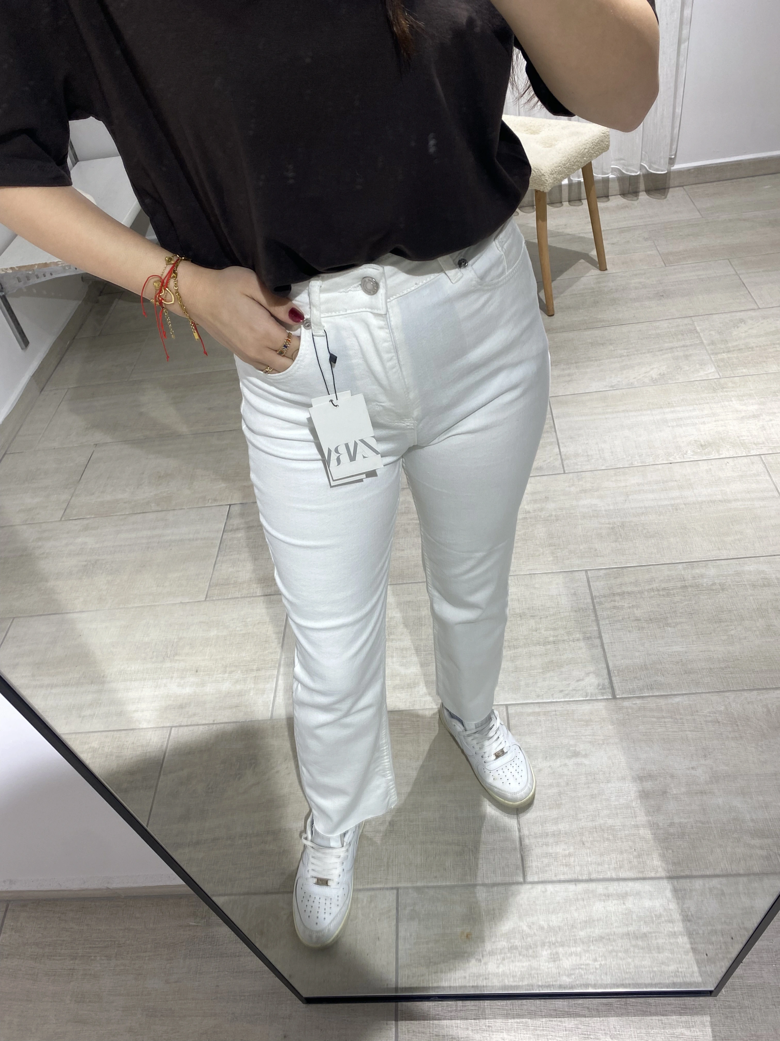 ZARA MODEL KESİK PAÇA BOYFİT BEYAZ KOT PANTOLON