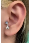 Gümüş Renk Çiçek Figürlü Taş Detaylı Çelik Tragus/Kıkırdak Küpe/Piercing (Tek)