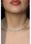 Gümüş Renk Taş Detaylı Choker Kolye