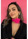 Koyu Pembe Renk Çiçek Detaylı Choker Kolye