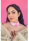 Pembe Renk Gül Detaylı Choker Kolye