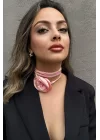 Pembe Renk Gül Detaylı Choker Kolye