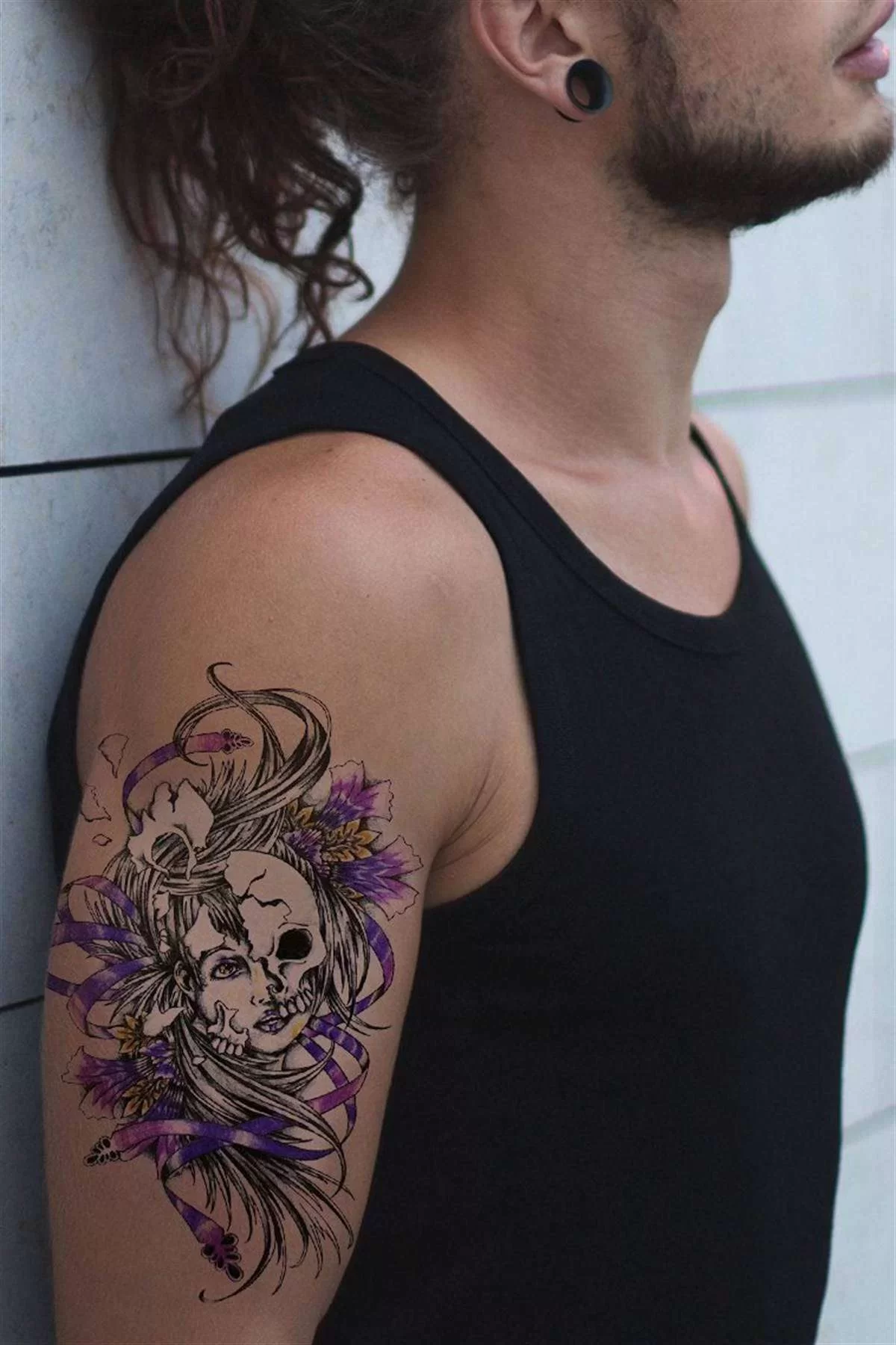Geçici Kadın Kurukafa Dövme Tattoo