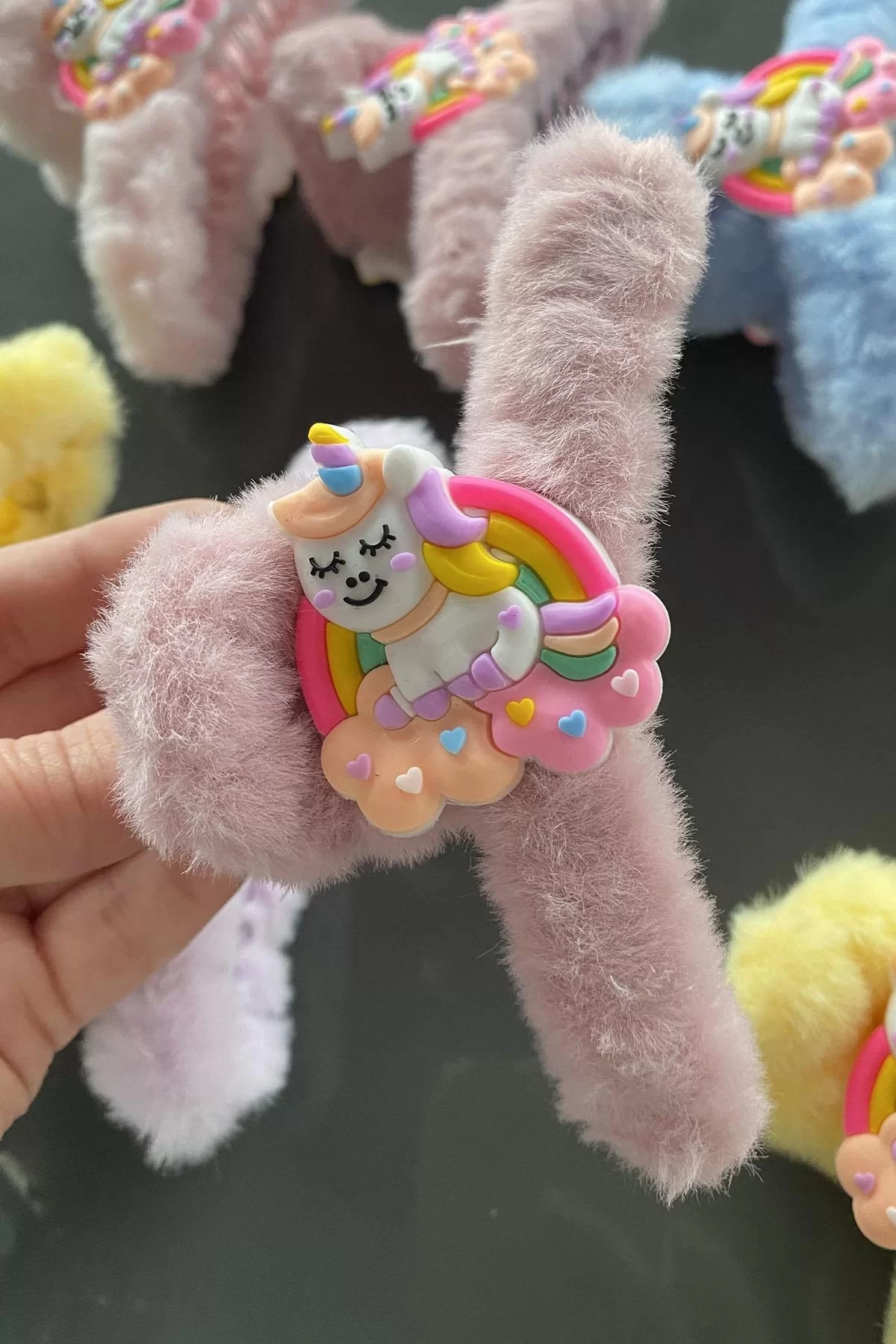 12li Karışık Renk Unicorn Figürlü Peluş Toka Set