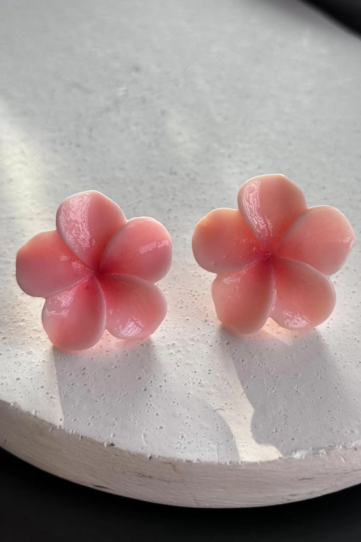 Açık Pembe Renk Lotus Küpe (çift)