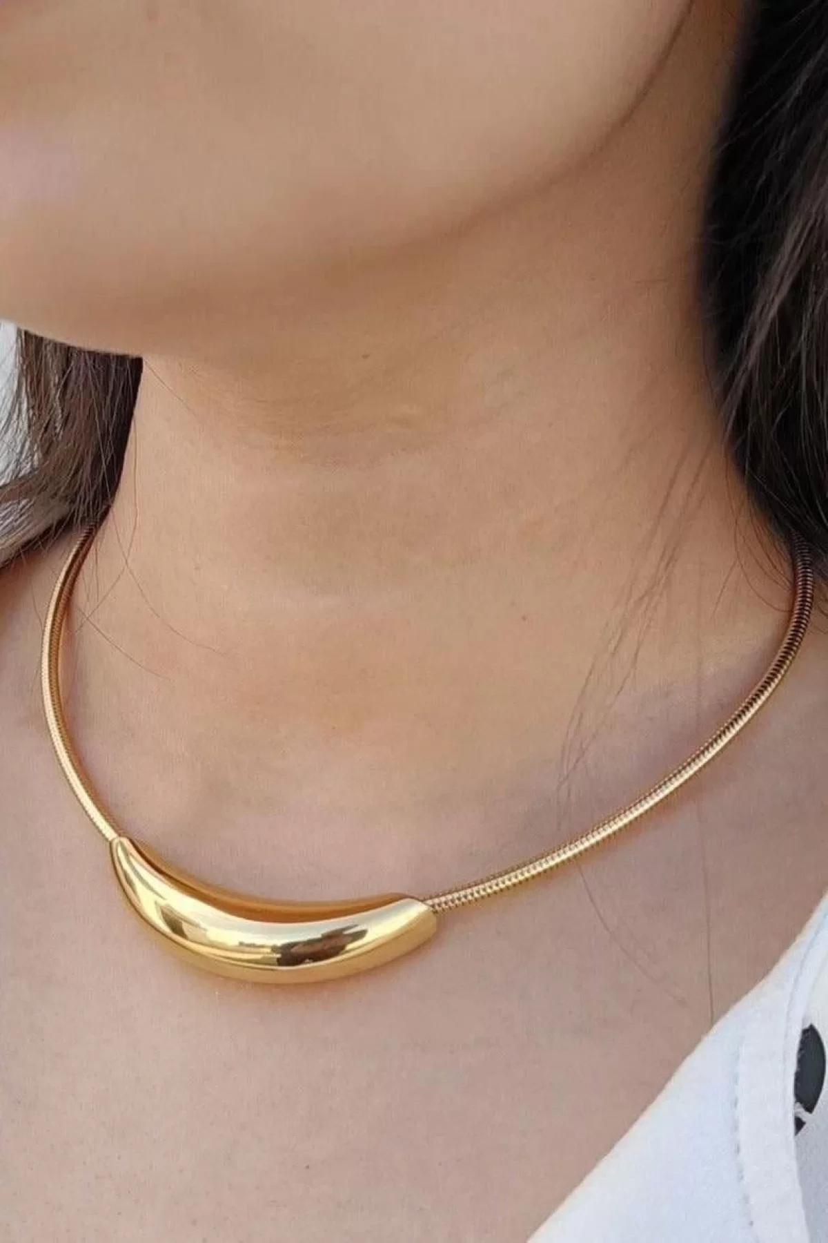 Altın Renk Çelik Choker Kolye