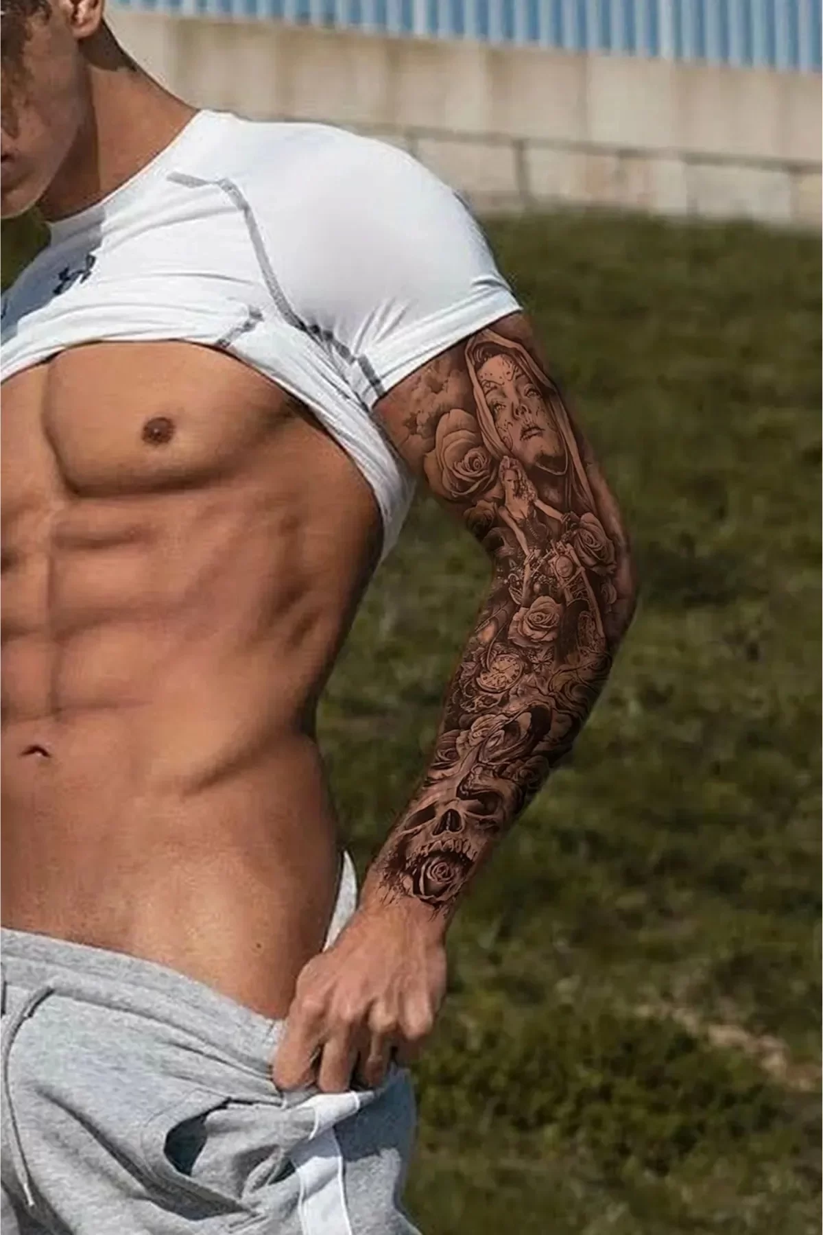 Geçici Kadın Ve Kuru Kafa Figürlü Dövme Tattoo