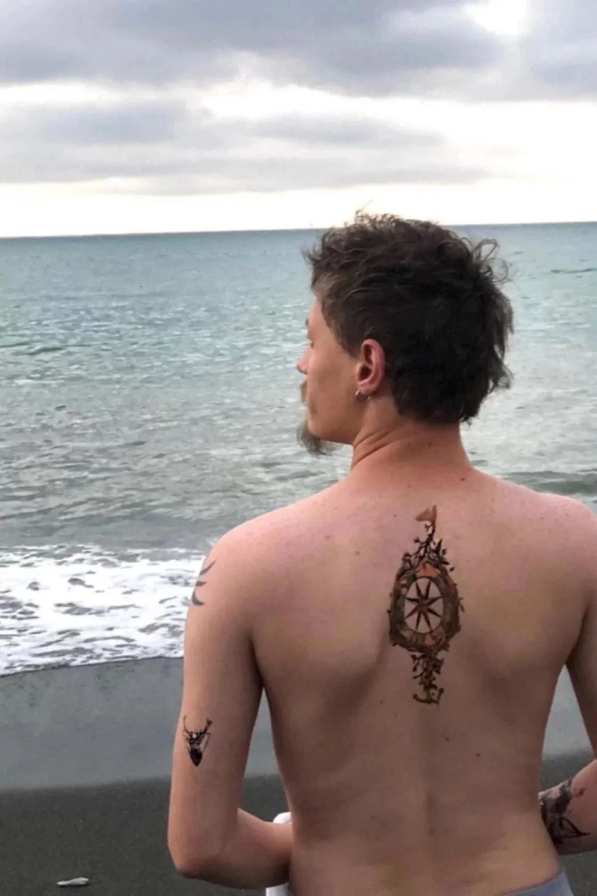 Geçici Pusula Figürlü Dövme Tattoo