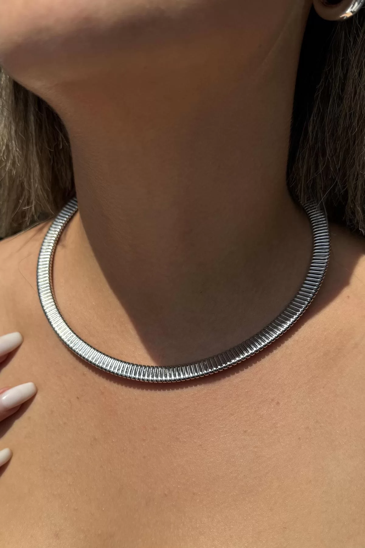 Gümüş Renk Metal Choker Kolye