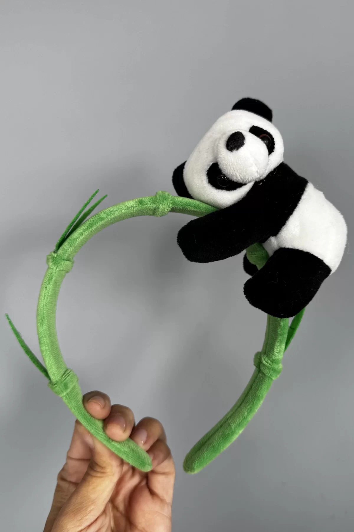 Yeşil Renk Panda Figürlü Peluş Taç