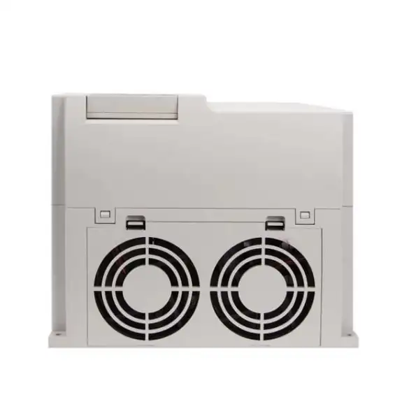 Solinved 30 HP 22 kW Trifaze Solar Pompa Sürücü