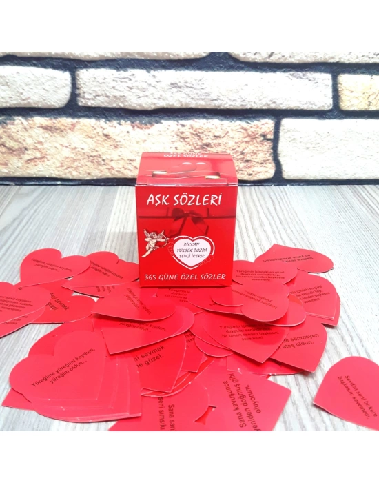 365 Gün Romantik Sözler Yazılı Kalpli Kartlar