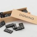 Ahşap Kutulu Domino