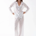 Kadın Beyaz Şeffaf Jakar Düğmeli Pijama Takımı