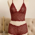Kadın Bordo Dantel Bralet Şort Takımı – Asil Ve Sofistike İç Giyim