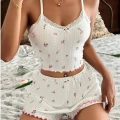 Kadın Çiçek Motifli Dantel Askılı Şortlu Rahat Pijama Takımı