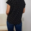 Kadın Kısa Kollu V Yaka Puantiyeli Krep Bluz