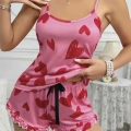 Kadın Pembe Kalp Baskılı Şortlu Gecelik Pijama Takımı Sevimli Rahat 2’li Set