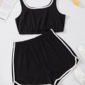 Kadın Siyah Askılı Crop Top ve Şortlu Gecelik Takım