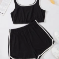 Kadın Siyah Askılı Crop Top Ve Şortlu Gecelik Takım