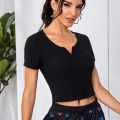 Kadın Siyah Çift Fermuarlı Yarım Kol Crop Top Bluz