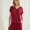 Kısa Kollu Dantelli V Yaka Şort Pijama Takımı