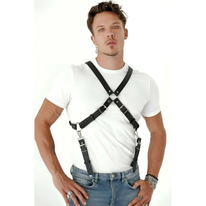 Göğüs Detaylı Arkadan Bağlamalı Erkek  Deri Harness - m84