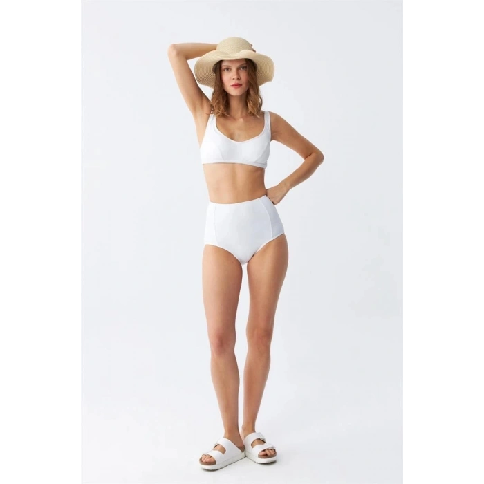 Kadın Basic Beyaz Pedli Yüksek Bel Bikini Takımı