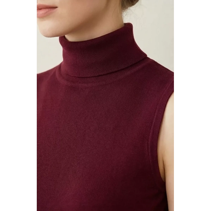 Kadın Bordo Kolsuz Balıkçı Yaka Basic Bluz