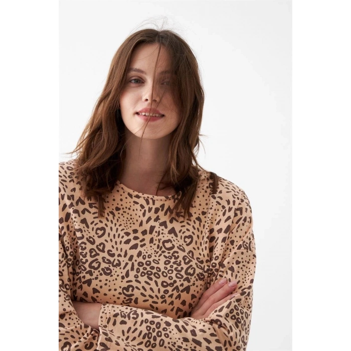 Kadın Oversize Bej Leopar Desenli Pamuklu Kalın Pijama Takımı