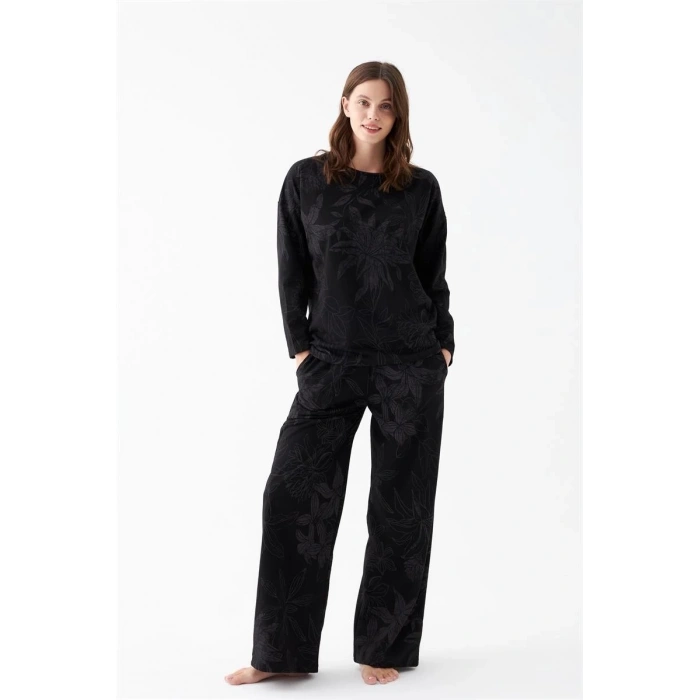 Kadın Oversize Siyah Çiçek Desenli Pamuklu Kalın Pijama Takımı