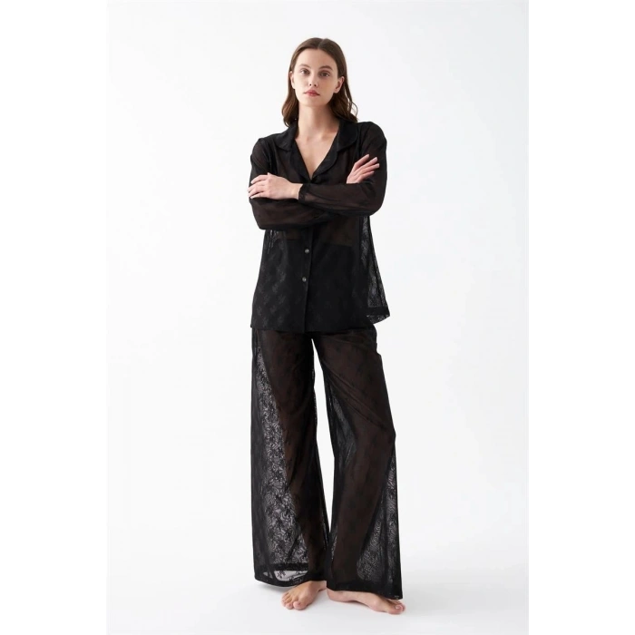 Kadın Siyah Şeffaf Jakar Düğmeli Pijama Takımı