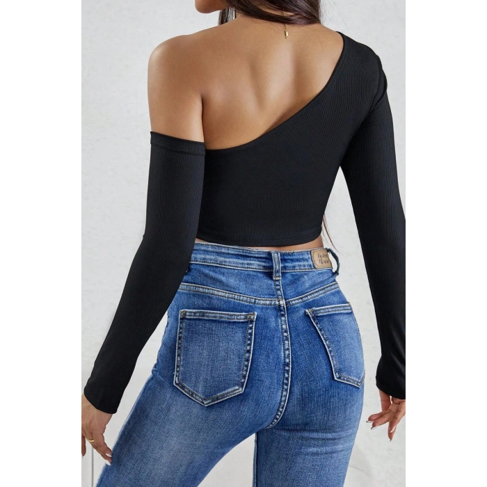 Kadın Siyah Tek Omuz Detaylı Uzun Kol Crop Top Bluz