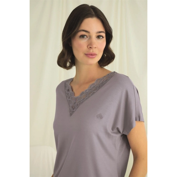Kısa Kollu V Yakalı Dantelli Pijama Takımı