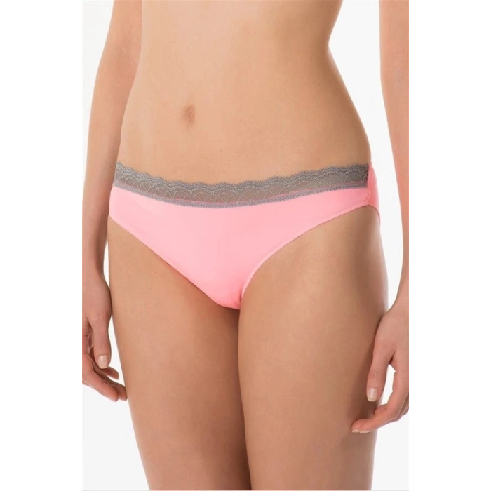 Kom Natalıe Bikini