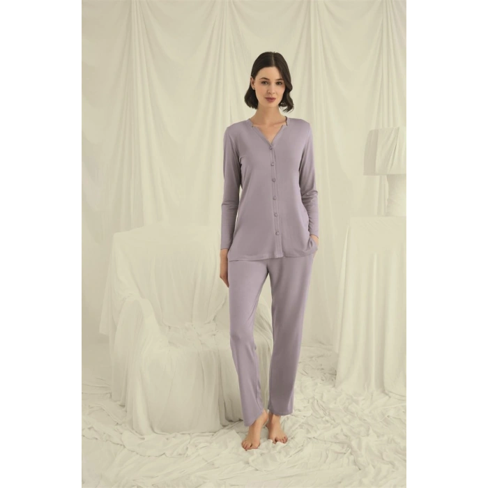 Uzun Kollu Düğmeli V Yaka Pijama Takımı