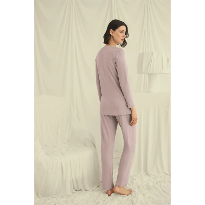 Uzun Kollu Düğmeli V Yaka Pijama Takımı
