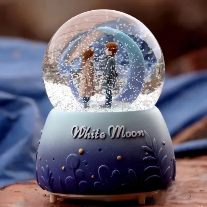 White Moon Kar Küresi Orta Boy