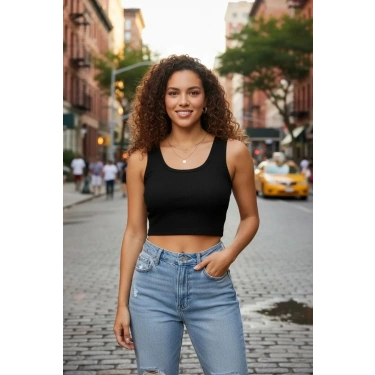 Kadın Siyah Modern Fit Kare Yaka Crop Top Bluz