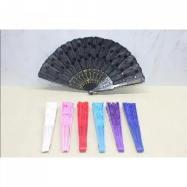Plastik Yelpaze