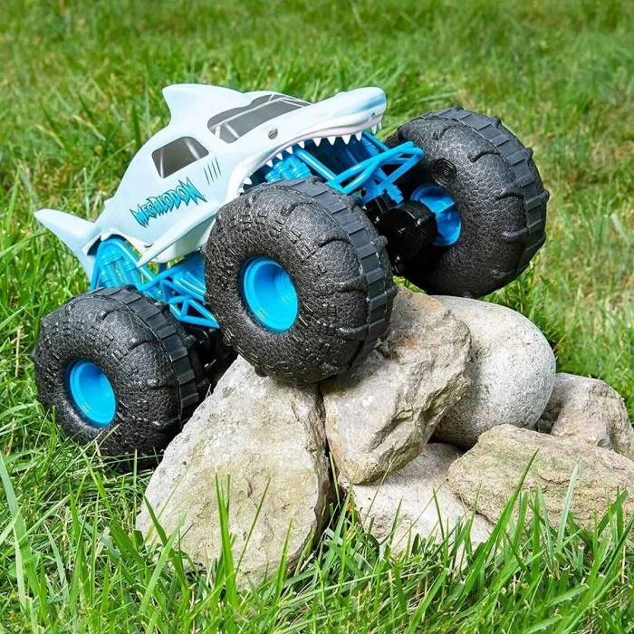 1:15 Monster Jam Megalodon Storm Kumandalı Amfibi Araç