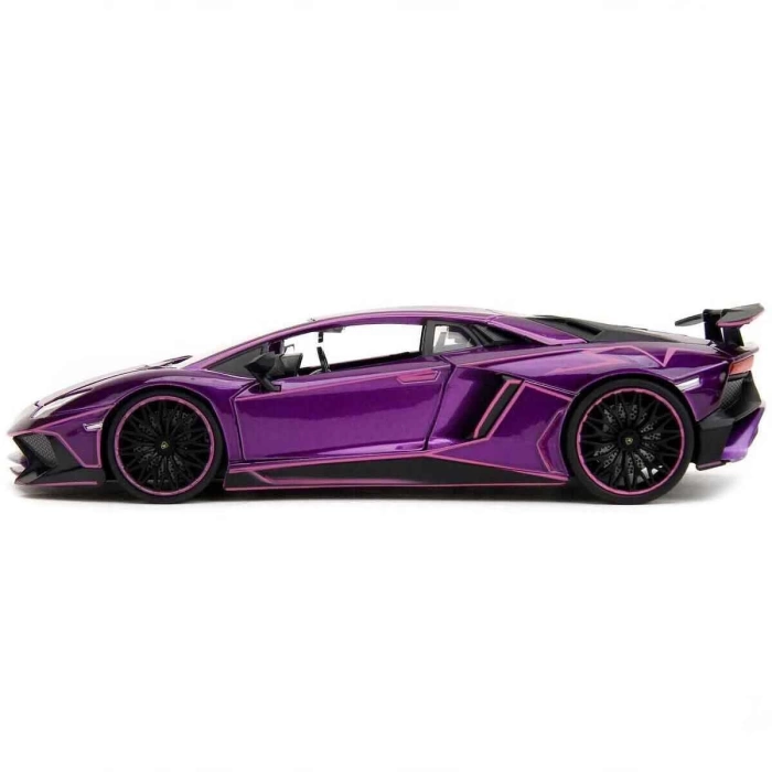 1:24 Jada Pink Slips Lamborghini Aventador SV Model Araba