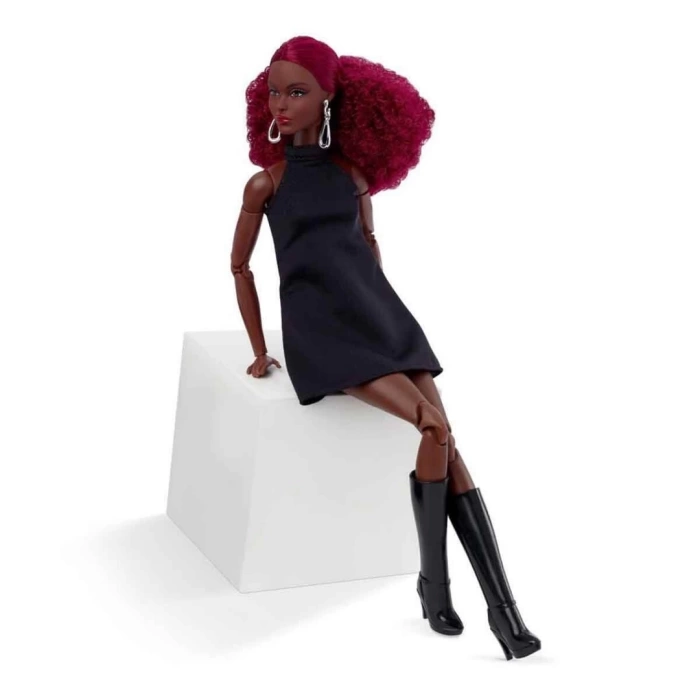 Barbie Basics İkonik Koleksiyon Bebeği Model 03