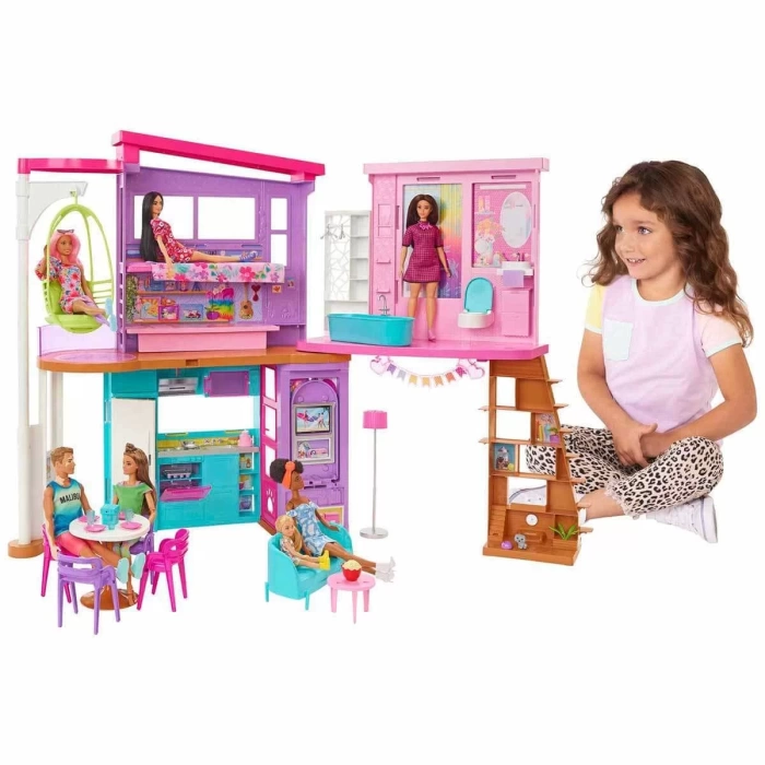 Barbie Tatil Evi Oyun Seti HCD50