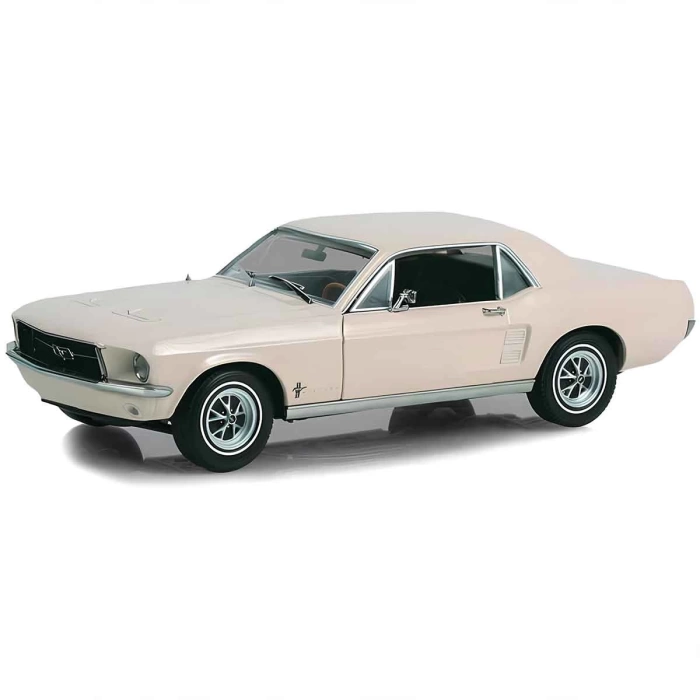 Greenlight 1:18 Bermuda Sand 1967 Ford Mustang Coupe