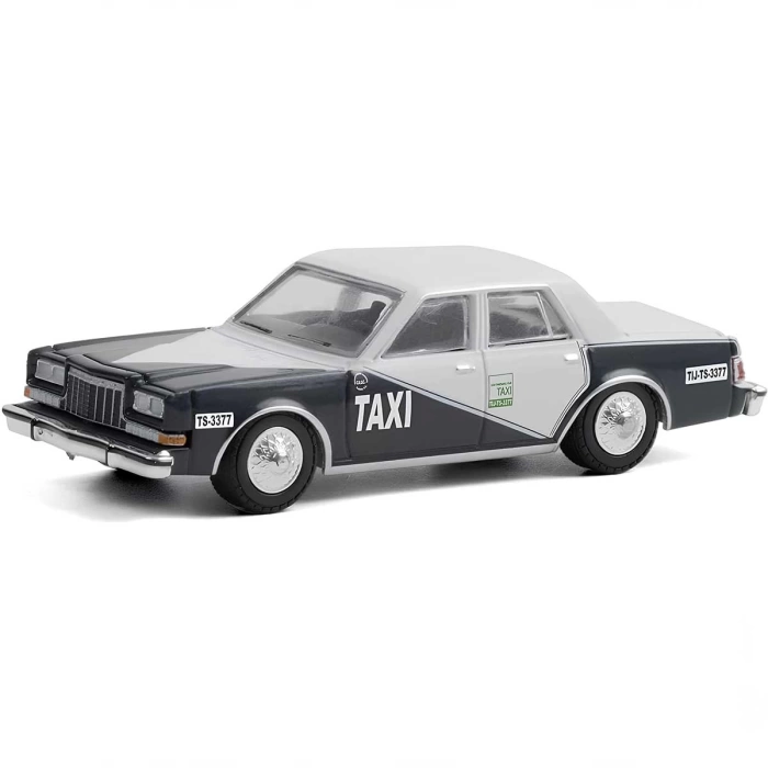 Greenlight 1:64 1984 Dodge Diplomat