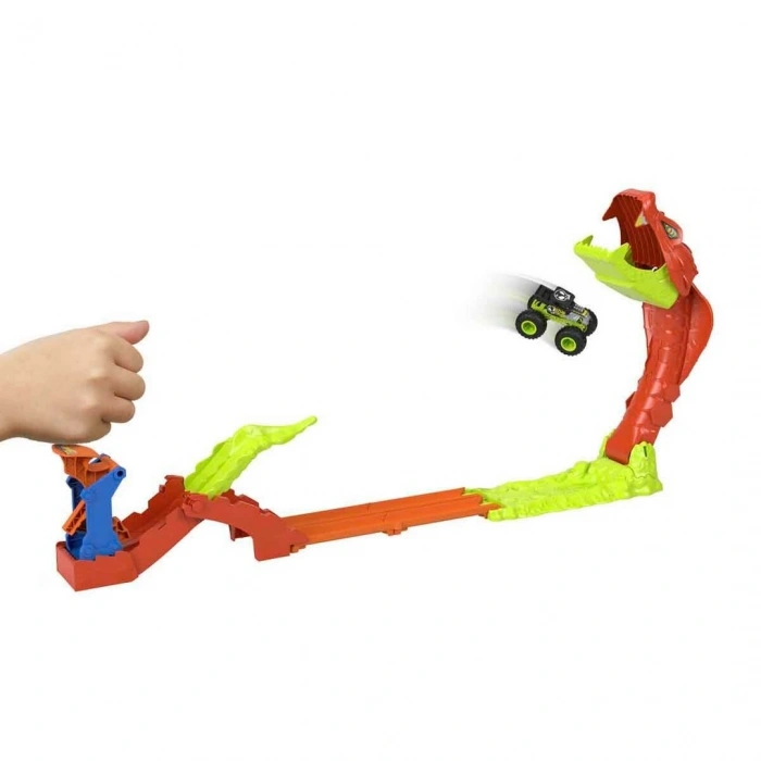Hot Wheels Monster Trucks Snake Bite Güç Darbesi Oyun Seti